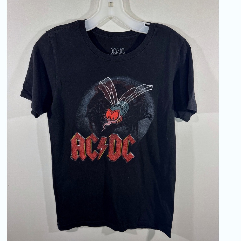 AC/DC Fly on the Wall Tour 1985 Graphic T-Shirt Black Small 100% Cotton Band Tee
